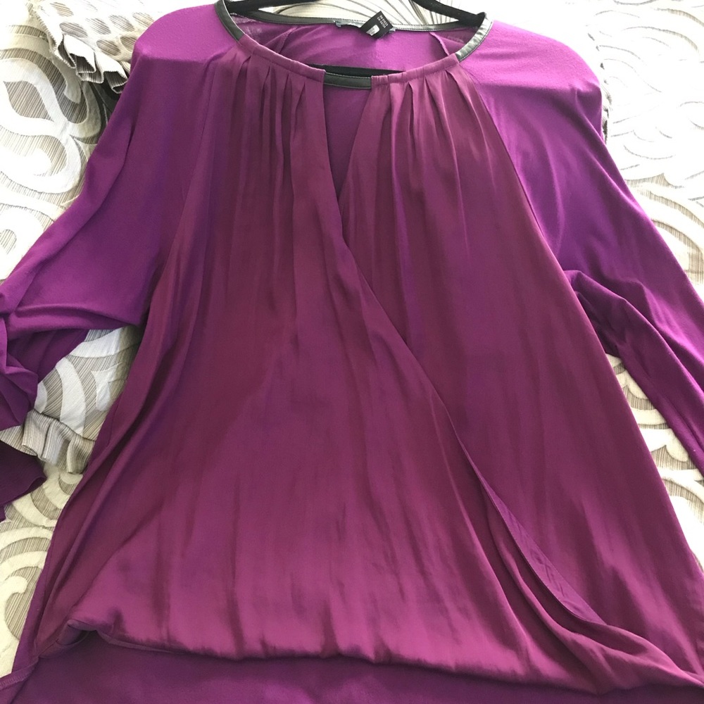 Beautiful purple Kenneth Cole blouse